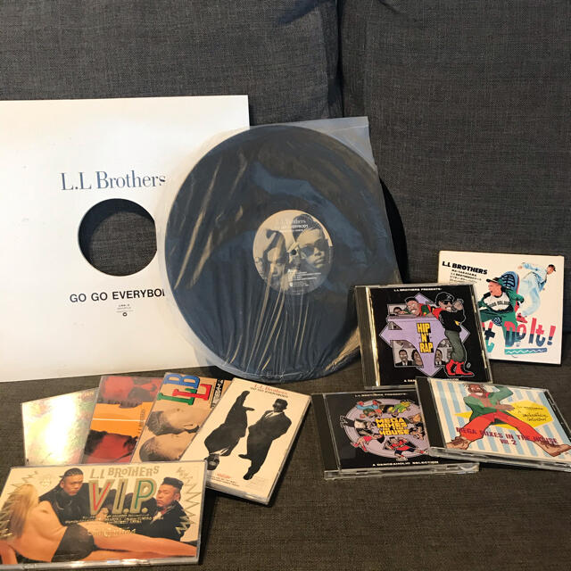 専用🔴激レア🟣L.L BROTHERS レコード　CDなどセット エンタメ/ホビーのコレクション(ノベルティグッズ)の商品写真