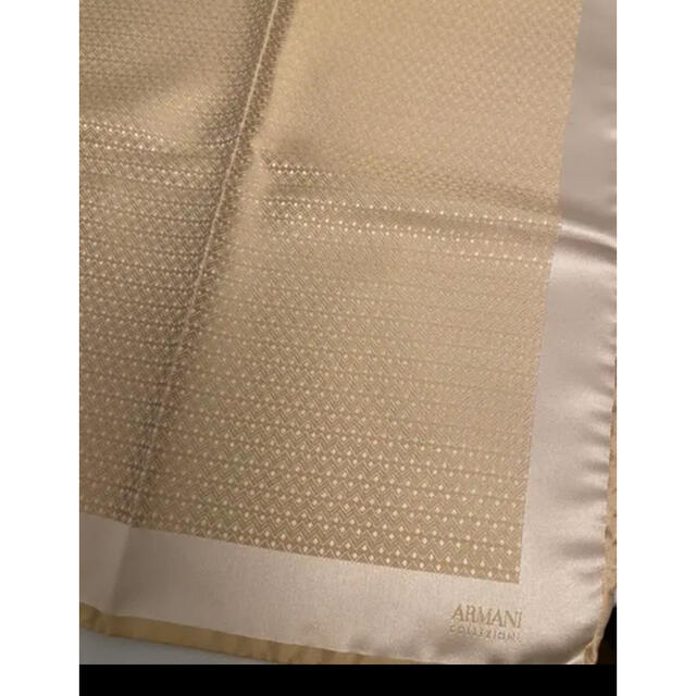 ARMANI COLLEZIONI(アルマーニ コレツィオーニ)のポケットチーフ メンズのファッション小物(ハンカチ/ポケットチーフ)の商品写真