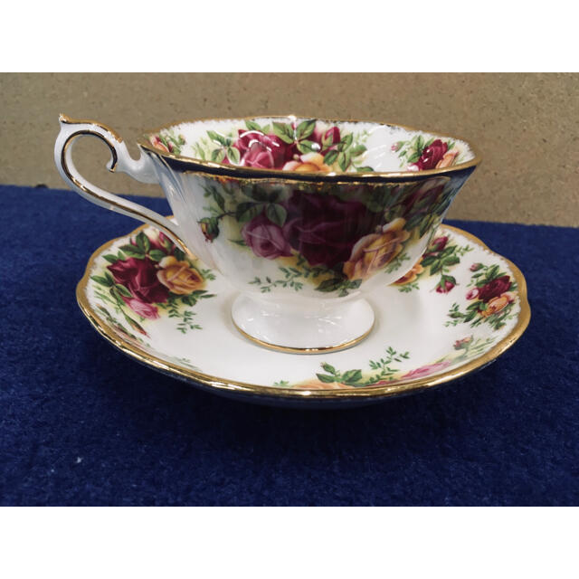 ROYAL ALBERT - ロイヤル・アルバート カップ&ソーサー2客セットの通販 ROYAL ALBERT - ロイヤル・アルバート カップ&ソーサー2客セットの通販