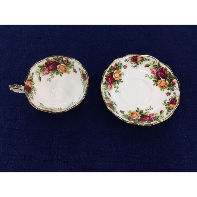 ROYAL ALBERT - ロイヤル・アルバート カップ&ソーサー2客セットの通販 ROYAL ALBERT - ロイヤル・アルバート カップ&ソーサー2客セットの通販