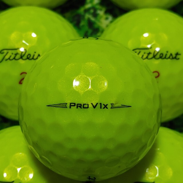 Titleist(タイトリスト)のタイトリスト　PRO V1X　ロストボール　ゴルフボール　63 スポーツ/アウトドアのゴルフ(その他)の商品写真