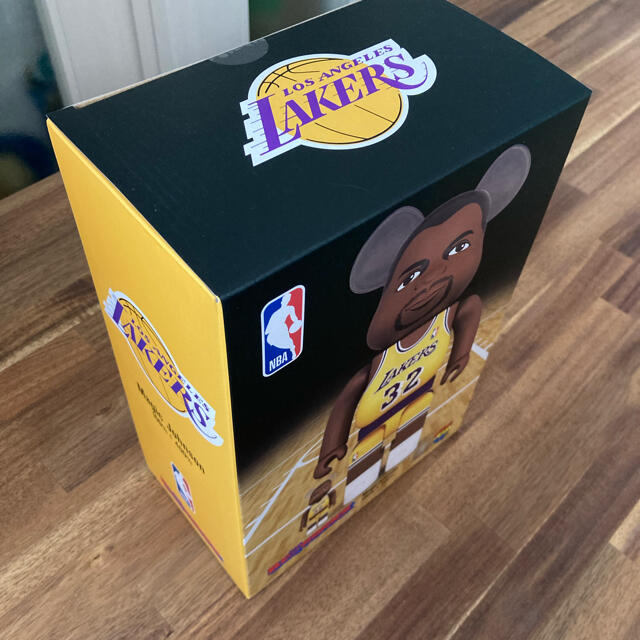 BE@RBRICK Magic Johnson 100％ & 400％