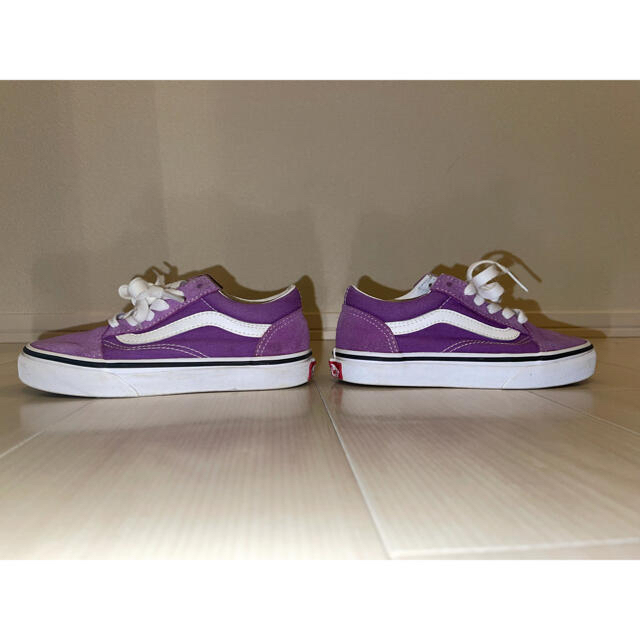 VANS(ヴァンズ)の  KIDS VANS OLD SKOOL purple 18.5cm キッズ/ベビー/マタニティのキッズ靴/シューズ(15cm~)(スニーカー)の商品写真