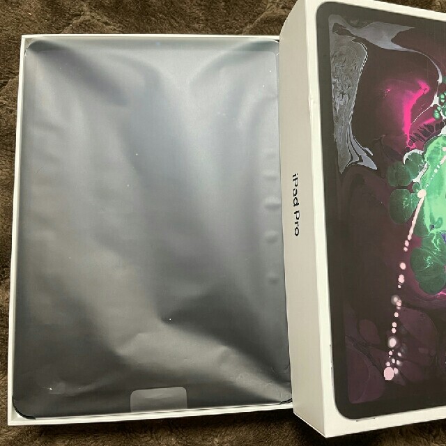 美品 iPad Pro 11インチ 第一世代 スペースグレー 64GB タブレット