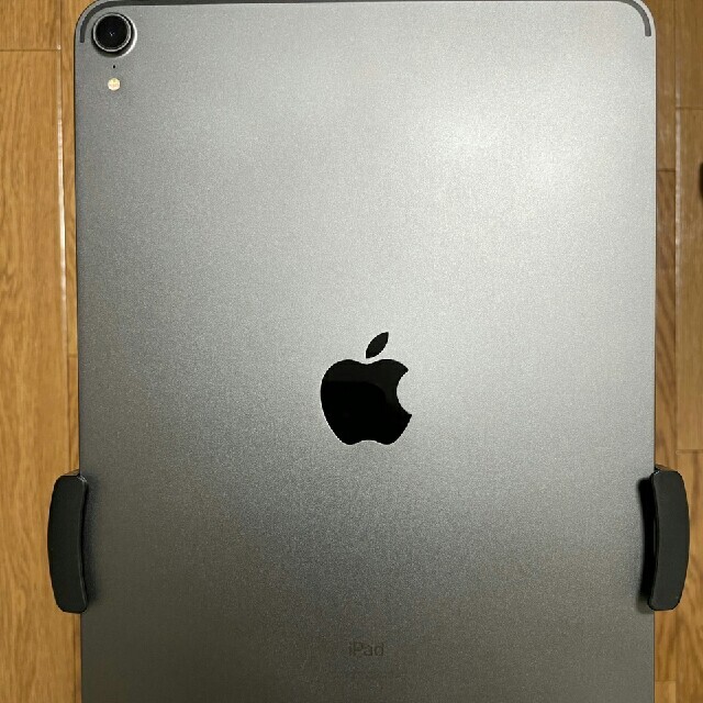 iPad 第一世代 スペースグレー 64GBの通販 by r ｜アイパッドならラクマ - 美品 iPad Pro 11インチ 正規品得価