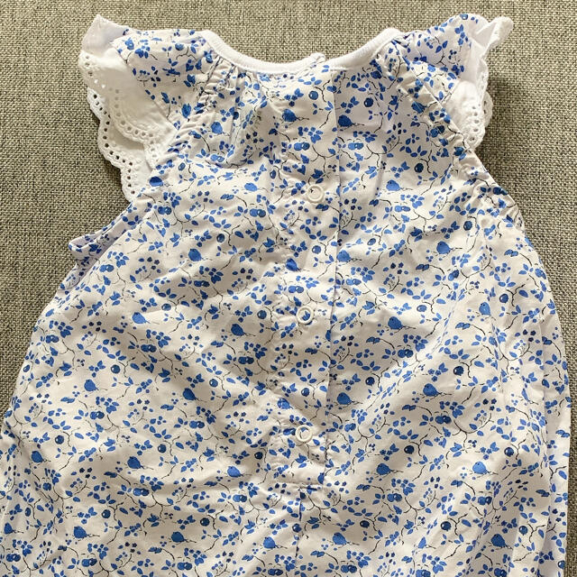 PETIT BATEAU(プチバトー)のプチバトーpetit bateauプリントショートロンパース  6ヶ月 67cm キッズ/ベビー/マタニティのベビー服(~85cm)(ロンパース)の商品写真