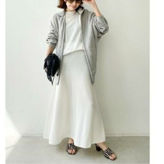 アパルトモンドゥーズィエムクラス(L'Appartement DEUXIEME CLASSE)の期間限定値下げ L'AppartementKnit Skirt ホワイト(ロングスカート)