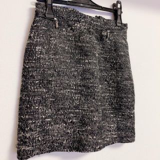 エイチアンドエム(H&M)の【送料込】H&M ツイードスカート ブラック　黒　膝丈(ひざ丈スカート)