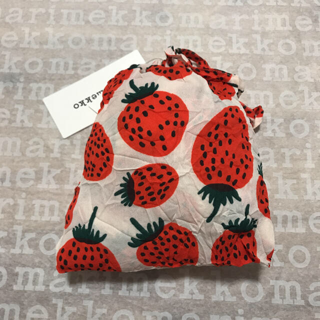 marimekko(マリメッコ)の新品！　マリメッコ　マンシッカ　ブラウス レディースのトップス(シャツ/ブラウス(半袖/袖なし))の商品写真