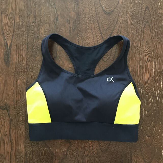 週末セール☆ CALVIN KLEIN カルバンクライン　新品　ブラトップ | フリマアプリ ラクマ