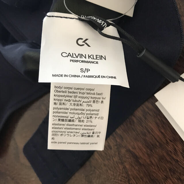 週末セール☆CALVIN KLEIN カルバンクライン　新品　ブラトップ