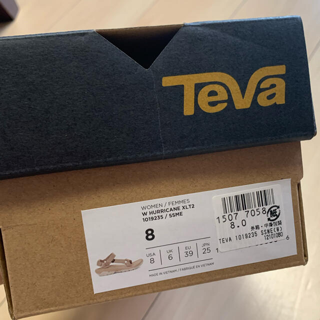 Teva(テバ)のテバ　ハリケーン　25 セサミ レディースの靴/シューズ(サンダル)の商品写真