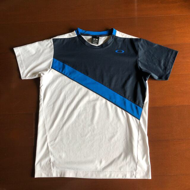 Oakley - 値下げ Oakley 半袖Tシャツの通販 by よっしー's shop