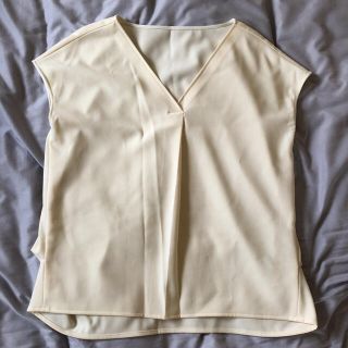 プラステ(PLST)のちろ♡様専用　美品☆ PLST ブラウス　Vネック　白　アイボリー(シャツ/ブラウス(半袖/袖なし))