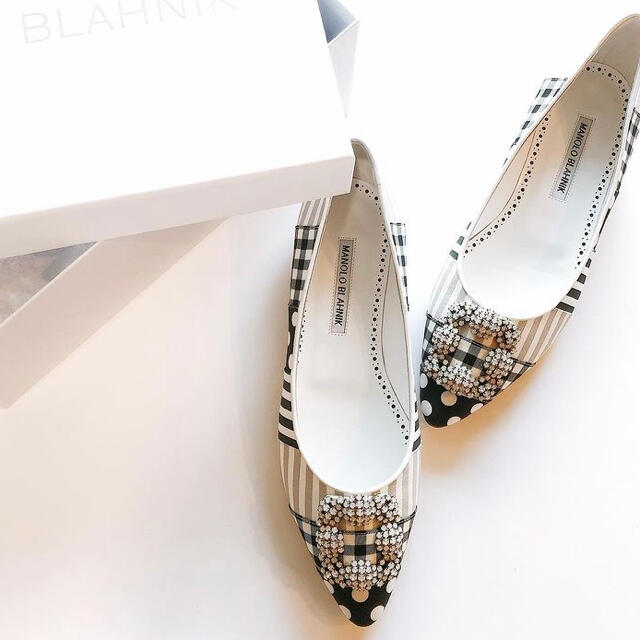 店舗良い MANOLO BLAHNIK - ☆マノロブラニク ハンギシ フラット