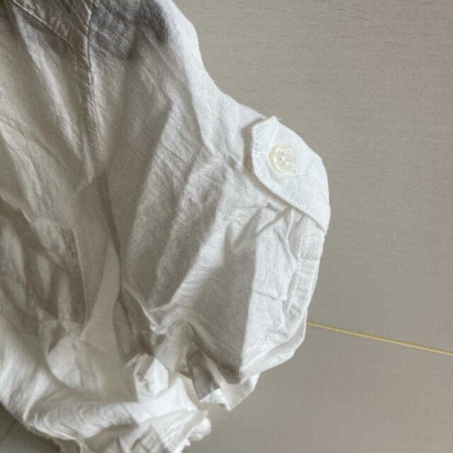 GU(ジーユー)のYシャツ　半袖　シャツ　白 レディースのトップス(シャツ/ブラウス(半袖/袖なし))の商品写真