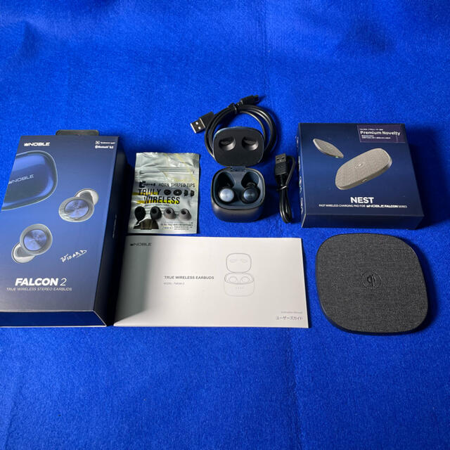 Noble(ノーブル)のNoble Audio FALCON2  ワイヤレスイヤホン 無線充電機付き スマホ/家電/カメラのオーディオ機器(ヘッドフォン/イヤフォン)の商品写真