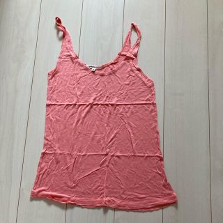 ベルシュカ(Bershka)のタンクトップ　ピンク(タンクトップ)