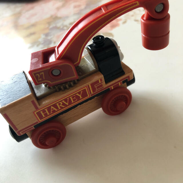 【機関車トーマス 木製レールシリーズ】HARVEY ハーヴィー キッズ/ベビー/マタニティのおもちゃ(電車のおもちゃ/車)の商品写真