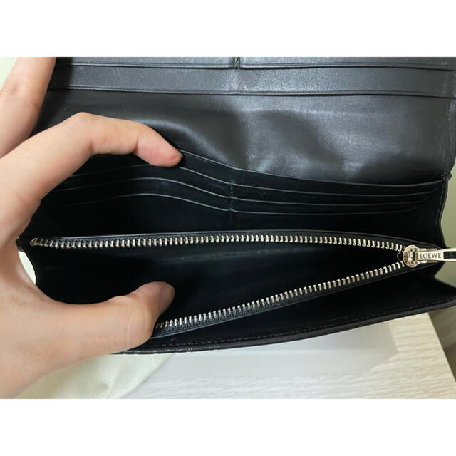 LOEWE(ロエベ)の【専用】LOEWE 長財布 小銭入れ付き リピート SMOOTH CALF レディースのファッション小物(財布)の商品写真