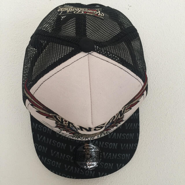 VANSON(バンソン)のDsさん専用 ツイルメッシュキャップ フラットタイプ イーグル ブラック メンズの帽子(キャップ)の商品写真