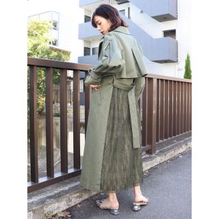 上品な 新品❣️ムルーア トレンチコート プリーツ - トレンチコート ...