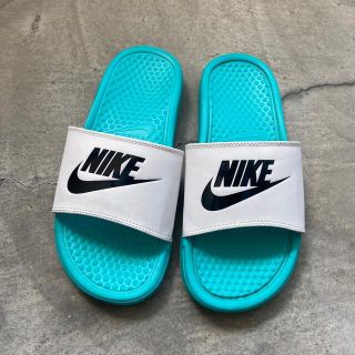 ナイキ BENASSI サンダル(メンズ)(グリーン・カーキ/緑色系)の通販 ナイキ BENASSI サンダル(メンズ)(グリーン・カーキ/緑色系)の通販