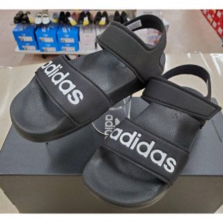 アディダス(adidas)のadidasアディダス アディレッタサンダルK 19.0cm23.0cm2足(サンダル)