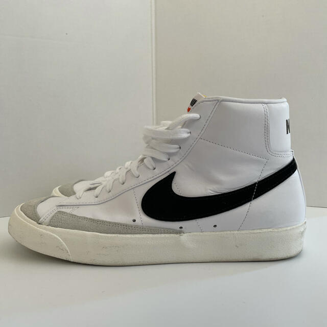 NIKE(ナイキ)のNIKE Blazer Mid 77 Vintage  メンズの靴/シューズ(スニーカー)の商品写真