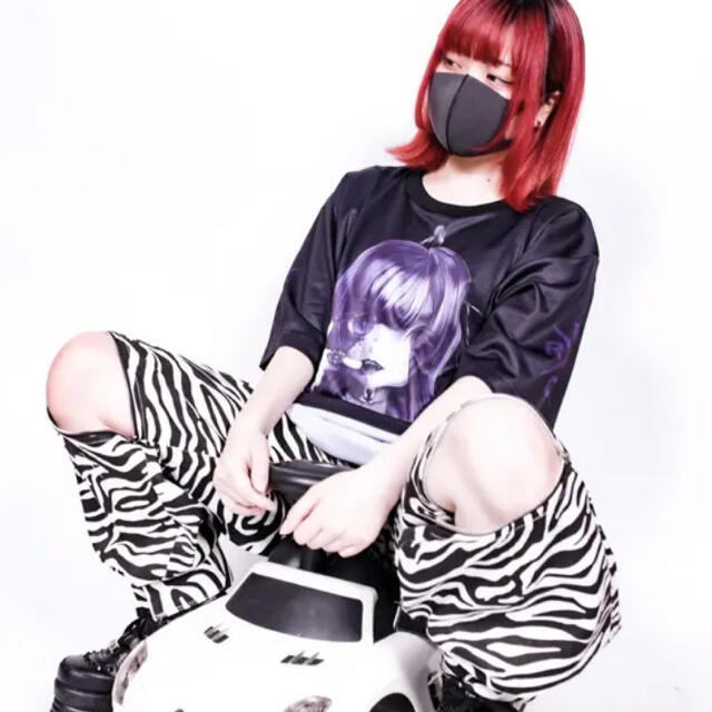 MILKBOY(ミルクボーイ)のMEA × KRY  MAI ルーズシルエット フルグラフィック　BIGT 新品 レディースのトップス(Tシャツ(半袖/袖なし))の商品写真