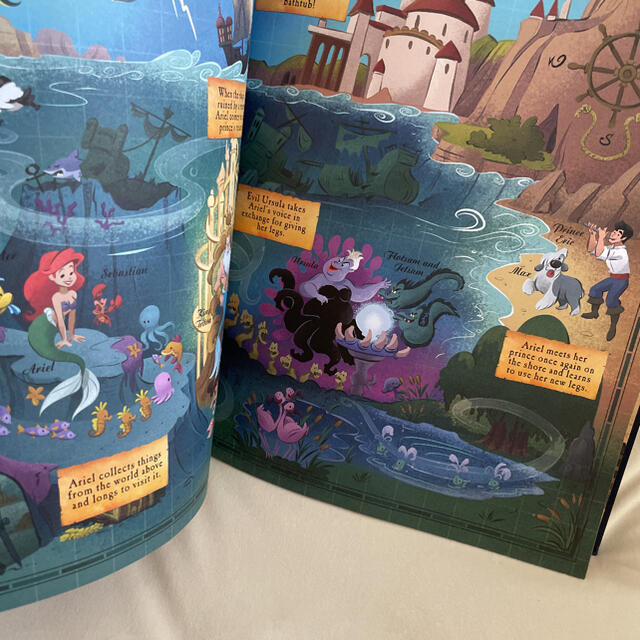 洋書　by　Disney　okiki　ディズニー　maps　book　of　ディズニーの通販　shop｜ディズニーならラクマ