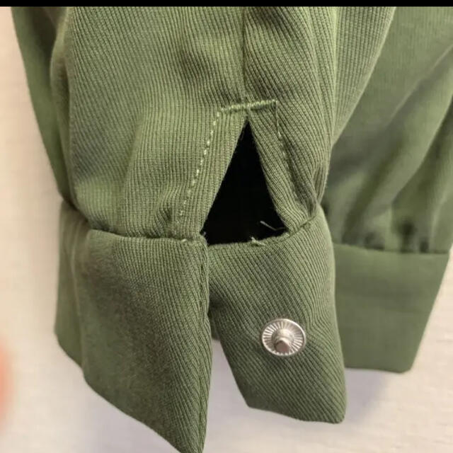 ZARA(ザラ)のZARA カーゴパンツCARGO TROUSERS WITH POCKETS レディースのパンツ(ワークパンツ/カーゴパンツ)の商品写真