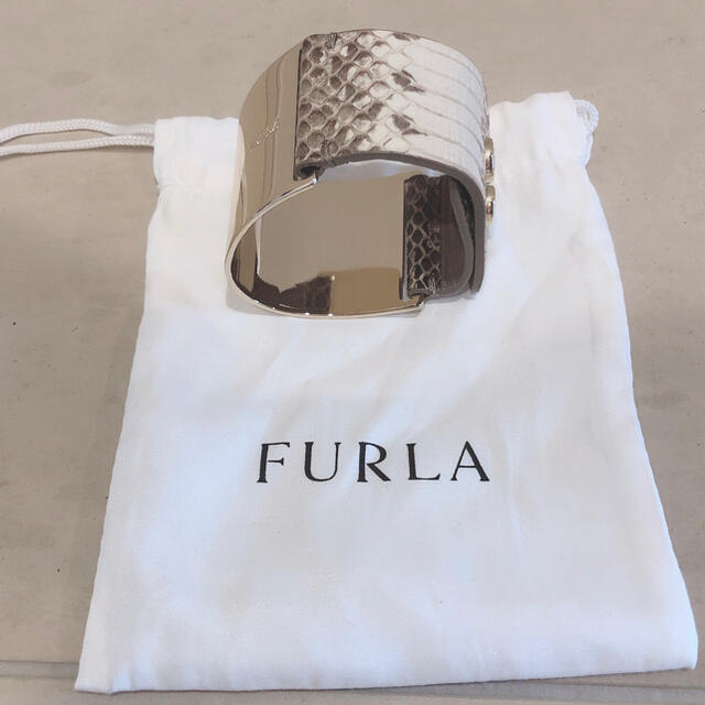 Furla(フルラ)のM様　予約済み　フルラ　ヒマラヤ調　ブレスレット レディースのアクセサリー(ブレスレット/バングル)の商品写真