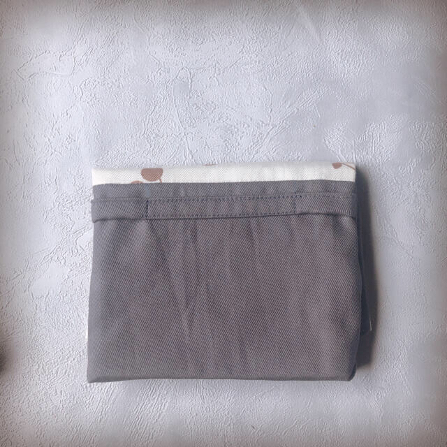 【handmade】フリル　移動ポケット　移動ポシェット　 ハンドメイドのキッズ/ベビー(外出用品)の商品写真