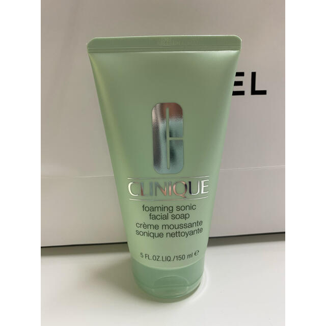 CLINIQUE(クリニーク)のCLINIQUE フォーミングフェーシャルソープ 洗顔 150ml コスメ/美容のスキンケア/基礎化粧品(洗顔料)の商品写真