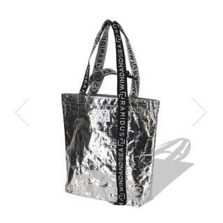 RAMIDUS X WDS TOTE BAG - M / SILVER