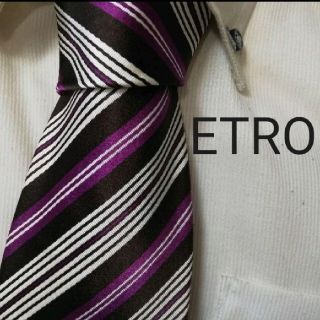 エトロ(ETRO)の美品★ETROエトロ★気品溢れるストライプ高級シルクネクタイ★最高級★(ネクタイ)