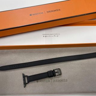 エルメス(Hermes)のアップルウォッチ　エルメス　黒ベルト　ドゥブルトゥールバンド(スマートフォン本体)