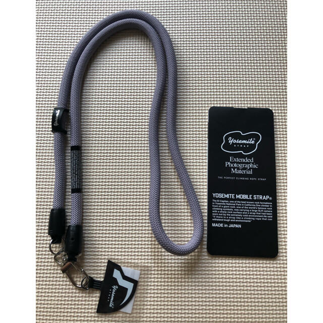 BEAMS(ビームス)のヨセミテ ストラップ　YOSEMITE MOBILE STRAP  CHROME スマホ/家電/カメラのスマホアクセサリー(ネックストラップ)の商品写真