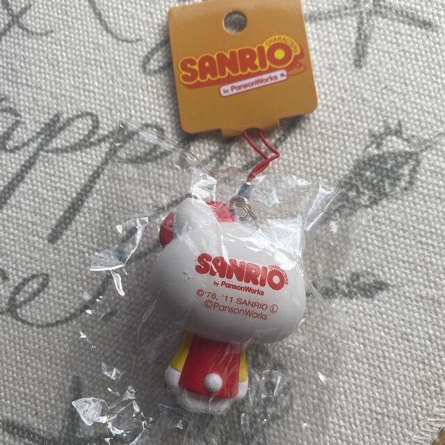 サンリオ(サンリオ)のキティ　スクィーズストラップ エンタメ/ホビーのおもちゃ/ぬいぐるみ(キャラクターグッズ)の商品写真