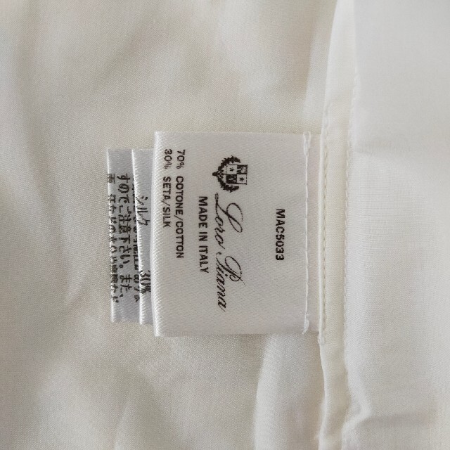 LORO PIANA(ロロピアーナ)のLoro Piana☆未使用☆ご専用☆ レディースのトップス(シャツ/ブラウス(長袖/七分))の商品写真