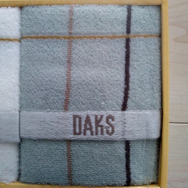 DAKS(ダックス)のDAKS　タオル2枚セット インテリア/住まい/日用品の日用品/生活雑貨/旅行(タオル/バス用品)の商品写真