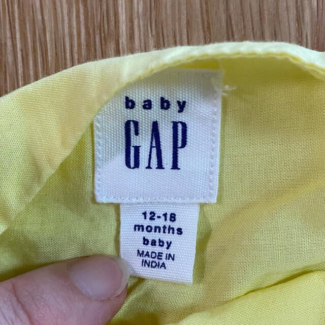 babyGAP(ベビーギャップ)の【専用】baby GAP トップス　80【新品未使用】 キッズ/ベビー/マタニティのベビー服(~85cm)(タンクトップ/キャミソール)の商品写真