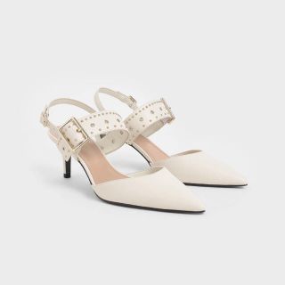 チャールズアンドキース(Charles and Keith)の CHARLES＆KEITH/チャールズアンドキース  ホワイト(ハイヒール/パンプス)