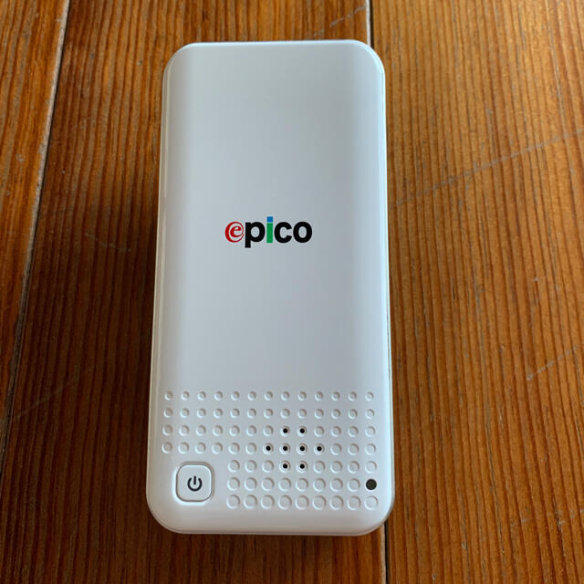 【ジャンク】epico マイクロプロジェクター スマホ/家電/カメラのテレビ/映像機器(プロジェクター)の商品写真