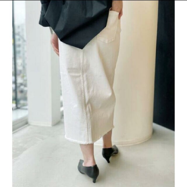 L'Appartement DEUXIEME CLASSE(アパルトモンドゥーズィエムクラス)の3×1/スリーバイワン Denim Skirt レディースのスカート(ひざ丈スカート)の商品写真