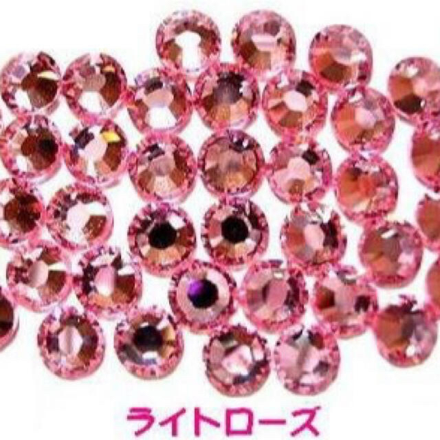 SWAROVSKI(スワロフスキー)のスワロフスキーラインストーン ライトローズ　SS２０  1440粒 グロス エンタメ/ホビーのアート用品(その他)の商品写真