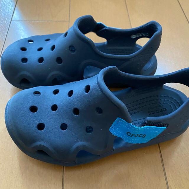 crocs(クロックス)のクロックス  サンダル C11 キッズ/ベビー/マタニティのキッズ靴/シューズ(15cm~)(サンダル)の商品写真