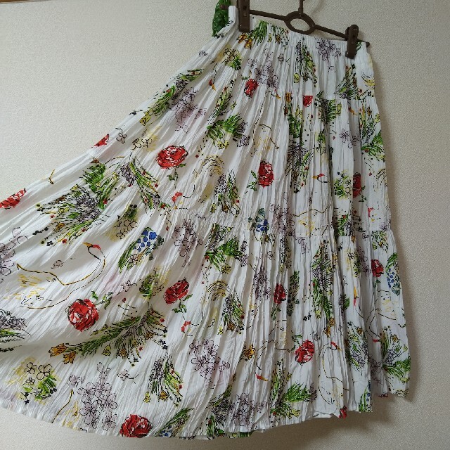 UNIQLO(ユニクロ)のツイストロングスカート（ペチコート付） レディースのスカート(ロングスカート)の商品写真