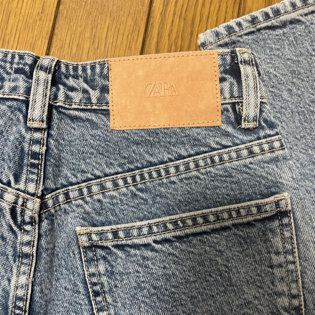 ZARA - 新品!ZARA ザラ マムフィットデニムパンツ ブルーグレー 32の ...